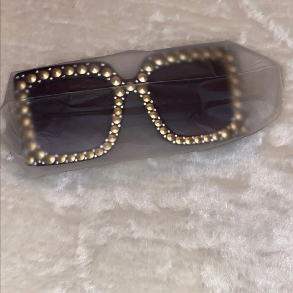 Luxury oversized rhinestone fashion sunglasses - Picture 10 of 10